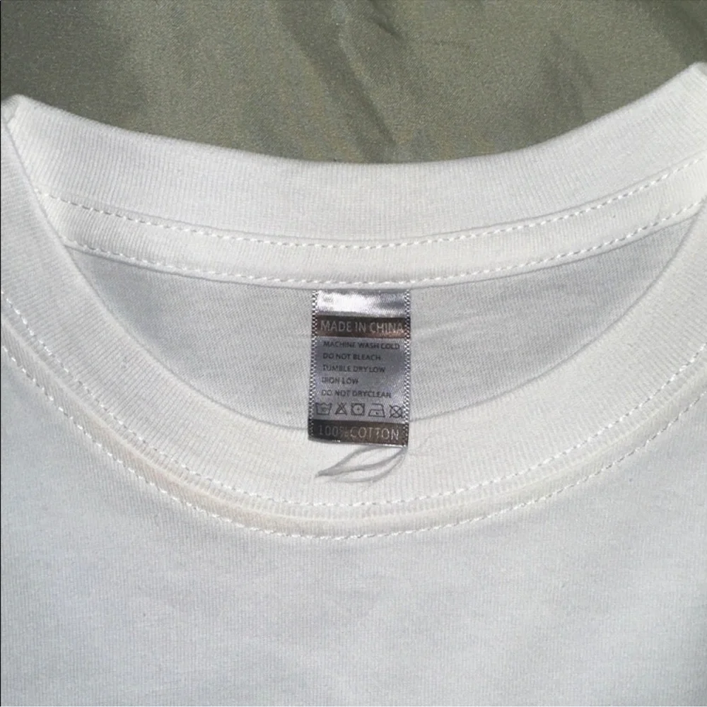 Cropped graphic tee - Picture 3 of 3